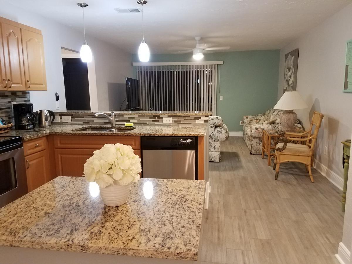 2Br/1Ba Vacation Rental - Sienna Park Sarasota Buitenkant foto